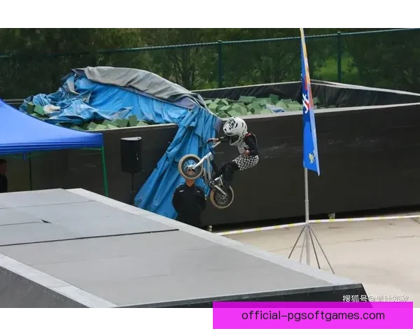 BMX比赛实时更新，精彩纷呈