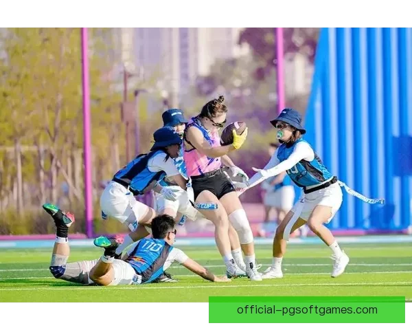 激战收官，橄榄球赛事揭晓胜负。