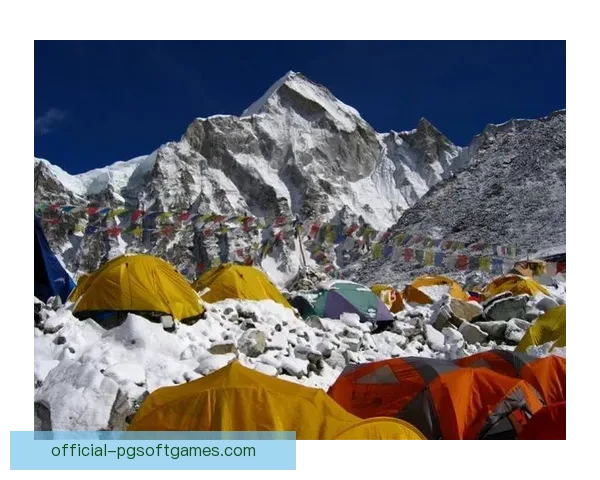 登山赛事预测：揭秘山峰争霸背后的挑战与策略