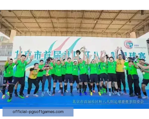 赛艇精英争锋：挑战杯锦标赛的激烈角逐