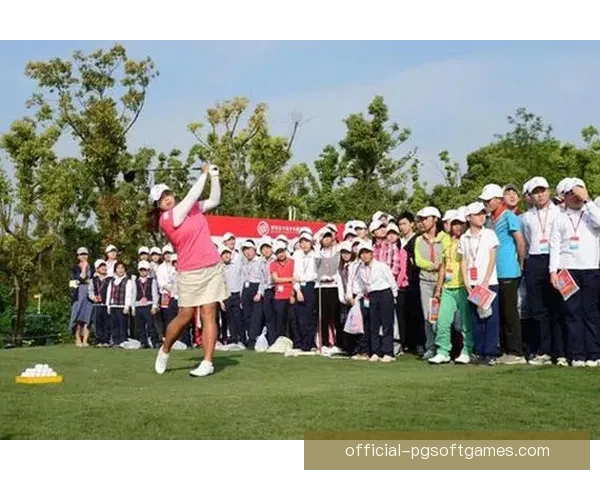 高尔夫巡回赛第一轮比赛结果揭晓